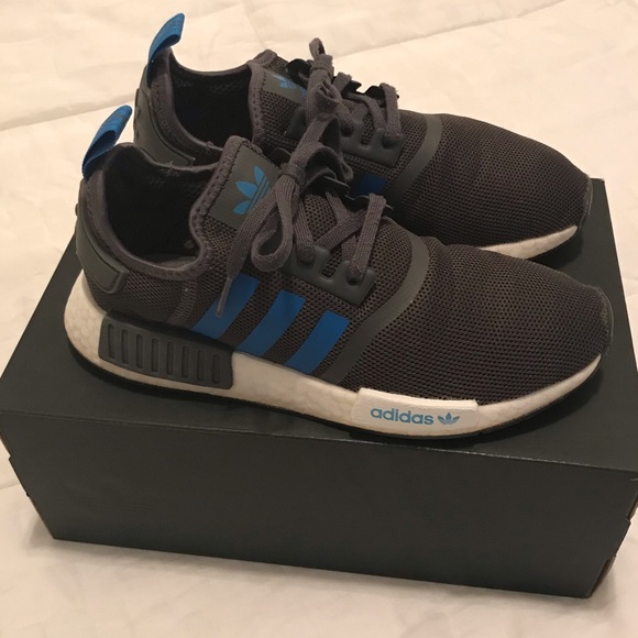 nmd r1 grey five bright blue